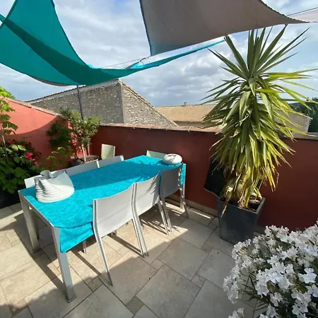 Le Loft Duplex, 2 Terrasses, Au Coeur Du Village Apartment Saint-Remy-de-Provence